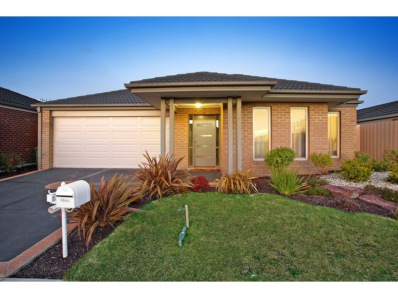 3 Azalea Avenue, Pakenham VIC 3810