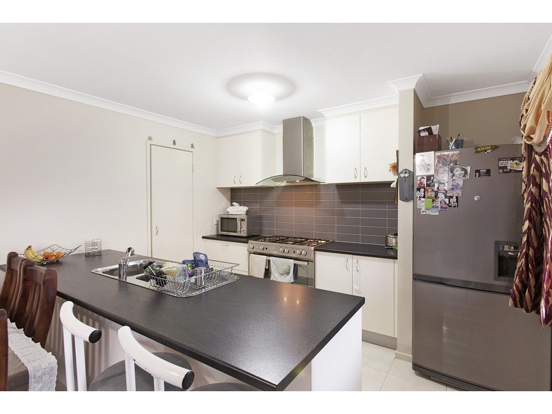 3 Azalea Avenue, Pakenham VIC 3810