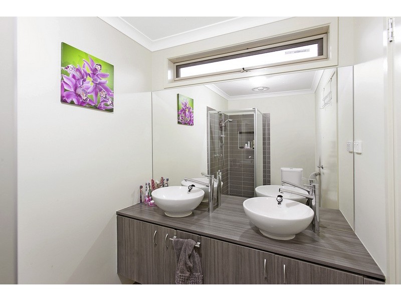 3 Azalea Avenue, Pakenham VIC 3810