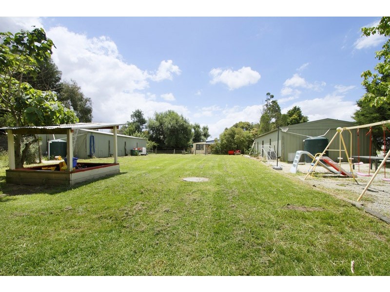 190 Thirteen Mile Road, Garfield VIC 3814