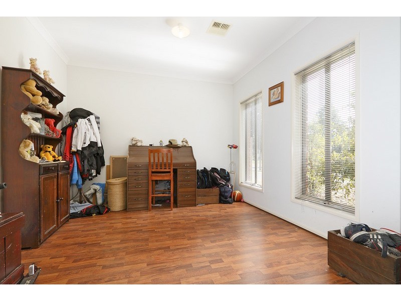 21 Juliet Gardens, Pakenham VIC 3810