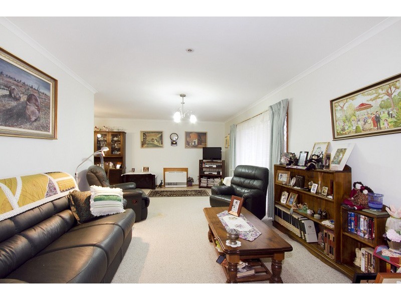 4 Mikkell Court, Pakenham VIC 3810