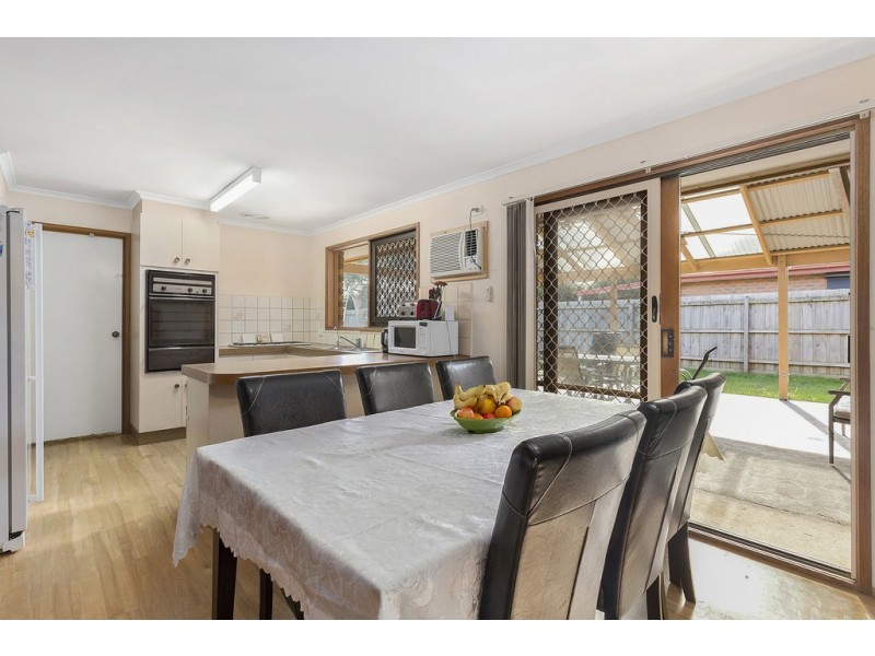 20 Lorraine Court, Pakenham VIC 3810