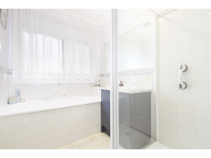 34 Silver Gum Drive, Pakenham VIC 3810