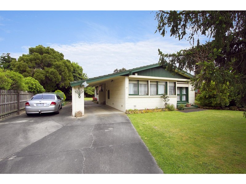 3 Charles Street, Pakenham VIC 3810