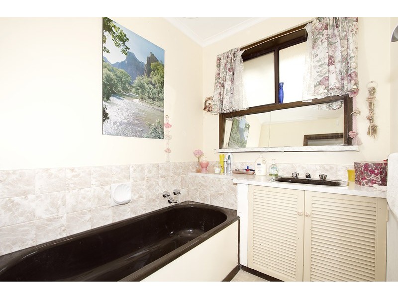 3 Charles Street, Pakenham VIC 3810