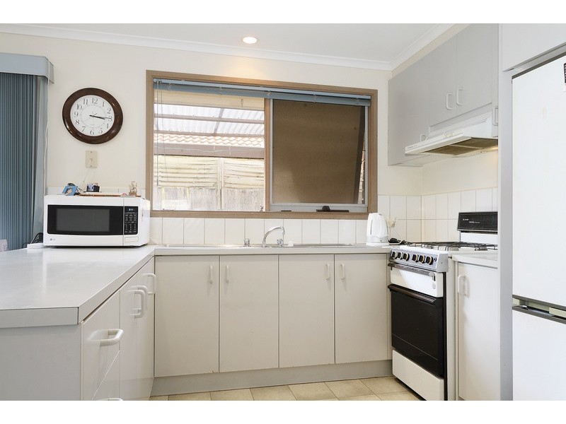 6 Eleanor Court, Pakenham VIC 3810