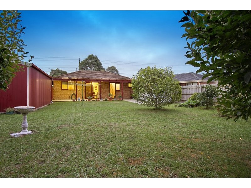 64 Racecourse Road, Pakenham VIC 3810