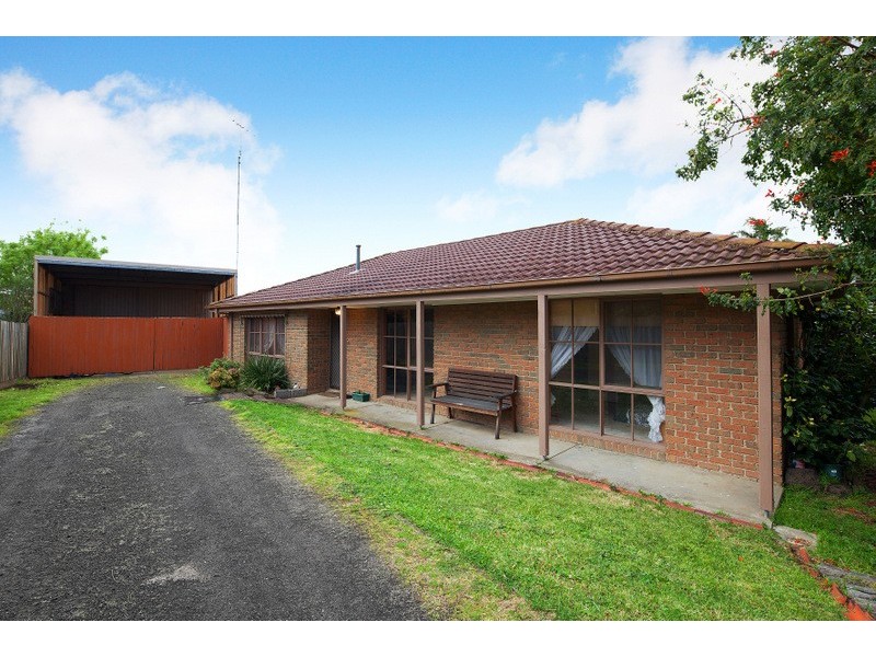 120 Racecourse Road, Pakenham VIC 3810