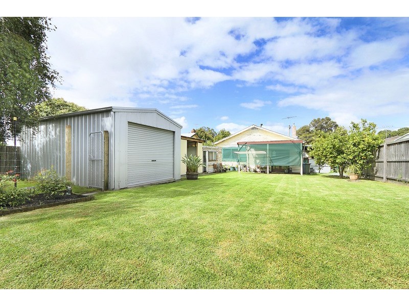 1 Wilma Avenue, Dandenong VIC 3175