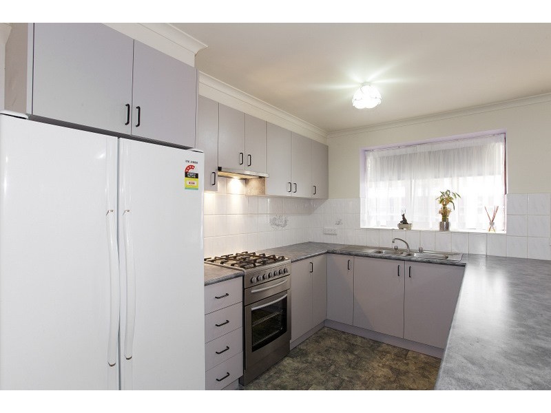 23 Montclaire Court, Pakenham VIC 3810