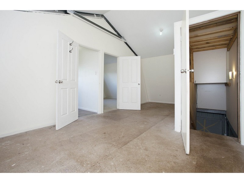 23 Montclaire Court, Pakenham VIC 3810