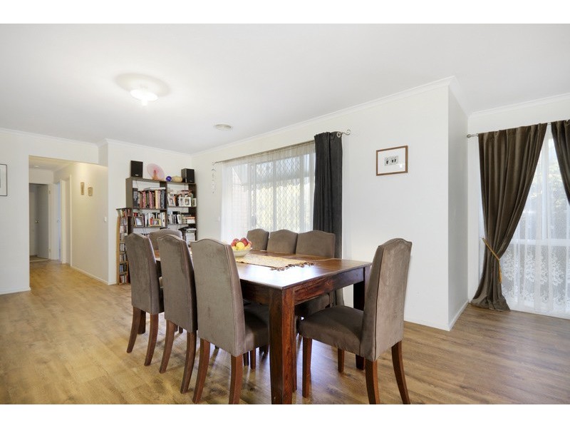 12 Cider Link, Pakenham VIC 3810