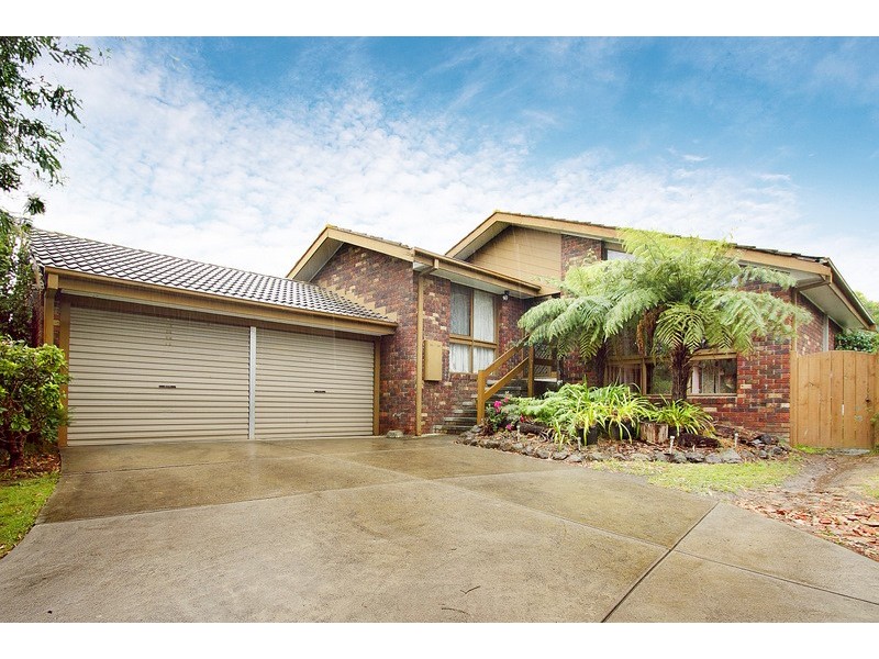 87 John Fawkner Drive, Endeavour Hills VIC 3802