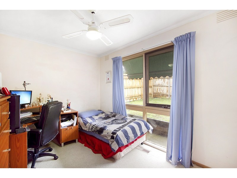 87 John Fawkner Drive, Endeavour Hills VIC 3802