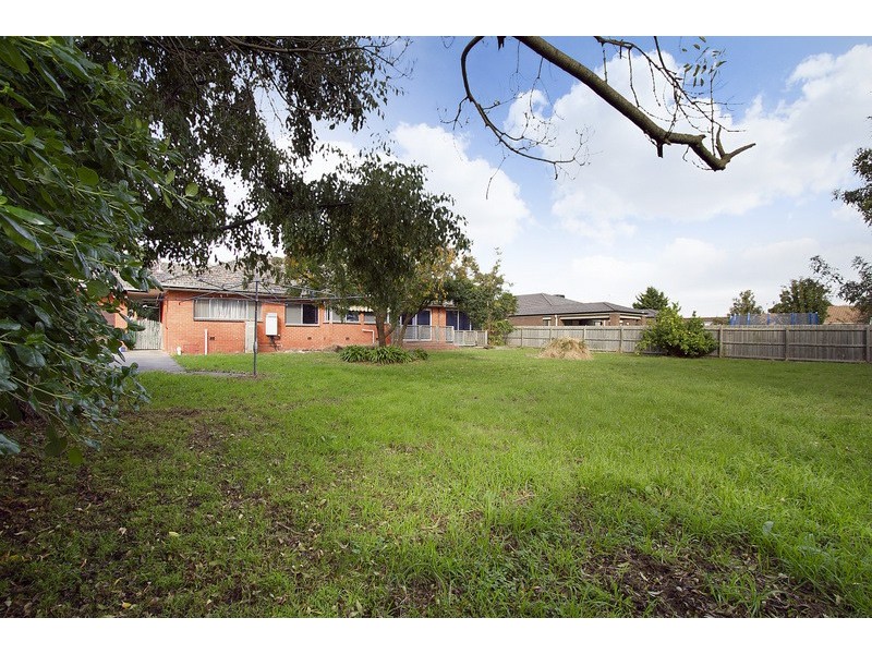 7 Osborn Grove, Pakenham VIC 3810