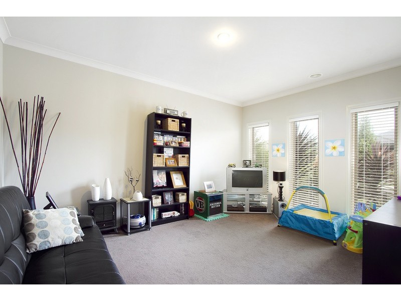 39 Sarton Link, Pakenham VIC 3810