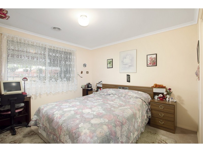 14 Ebony Drive, Pakenham VIC 3810