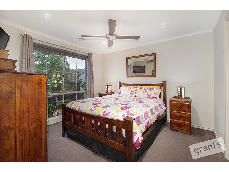 15 Manna Gum Drive, Pakenham VIC 3810