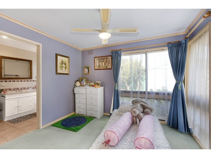 5 Kraft Court, Pakenham VIC 3810