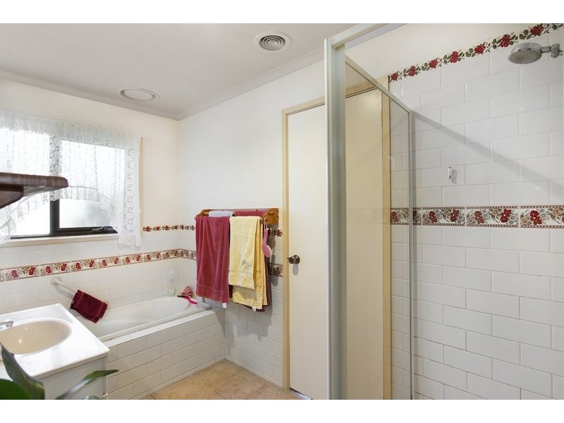 5 Kraft Court, Pakenham VIC 3810