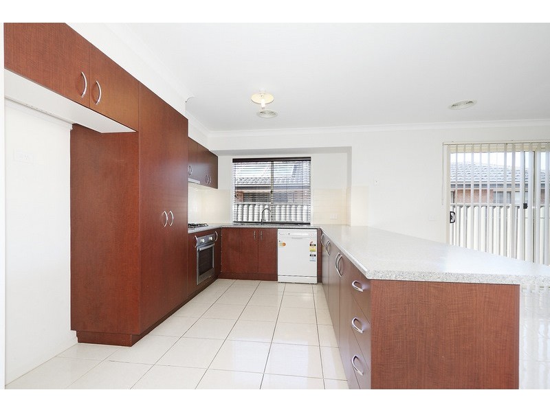 11 Orchard Valley Avenue, Pakenham VIC 3810