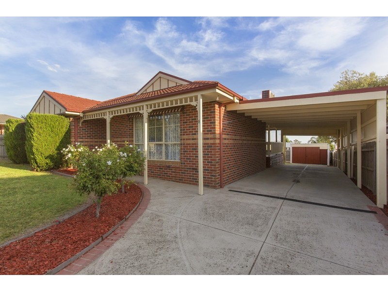 8 Jarrah Court, Pakenham VIC 3810