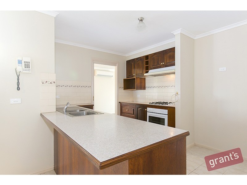 8 Jarrah Court, Pakenham VIC 3810