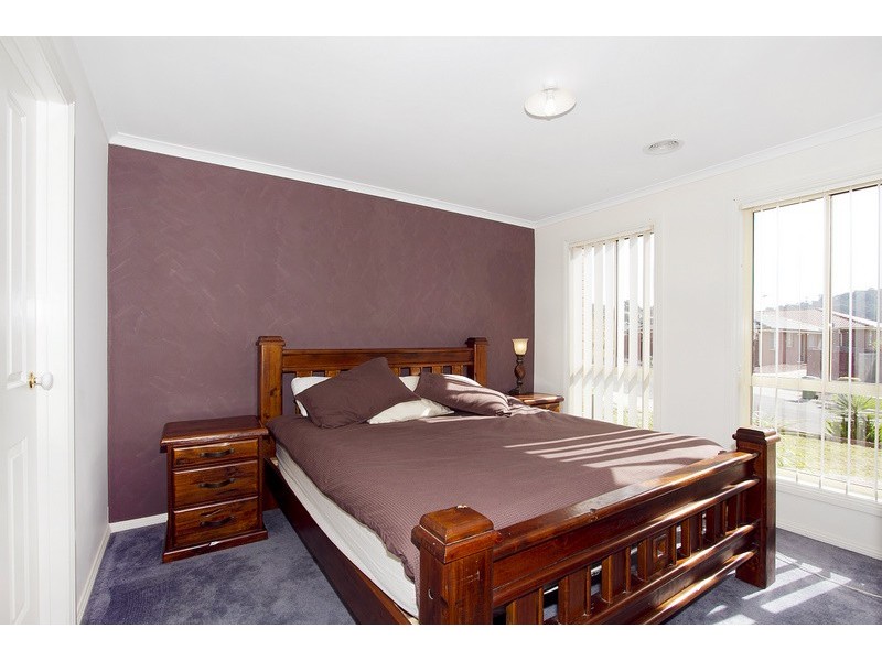 19 Tuscany Rise, Pakenham VIC 3810