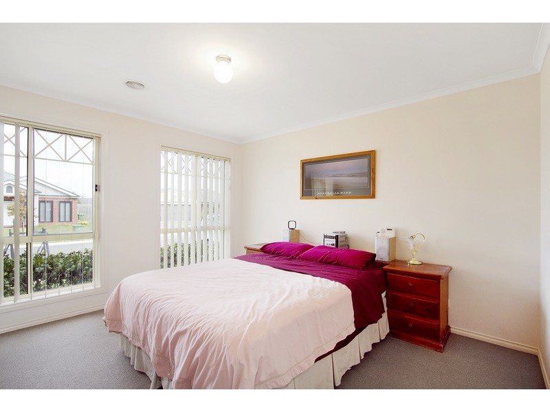 37 Storey Drive, Pakenham VIC 3810