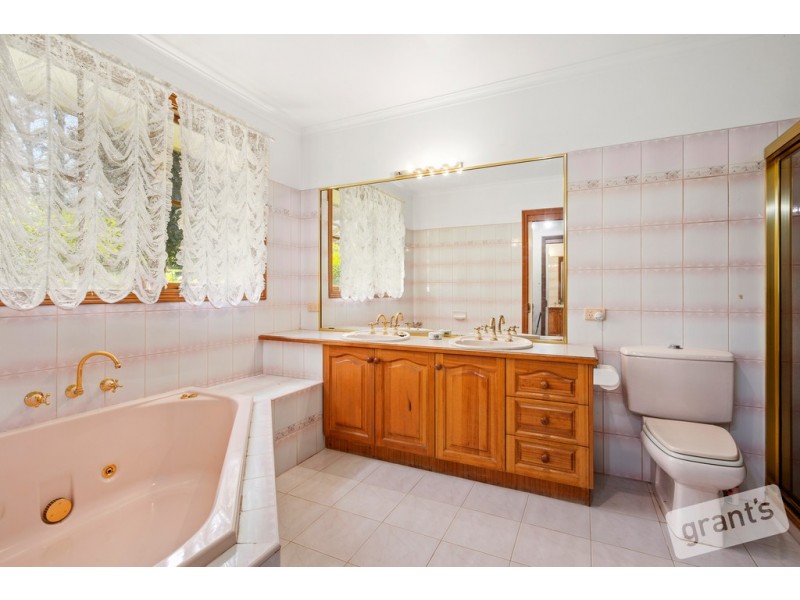 30 Mullane Road, Pakenham VIC 3810