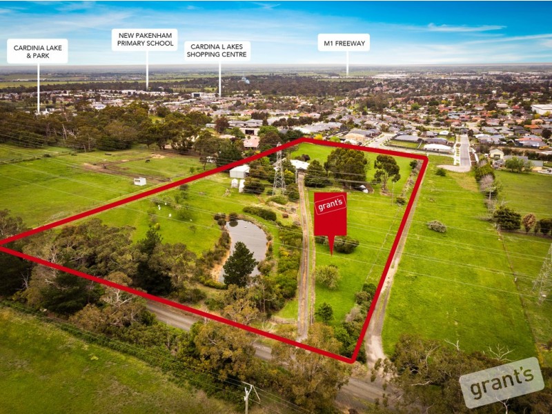30 Mullane Road, Pakenham VIC 3810
