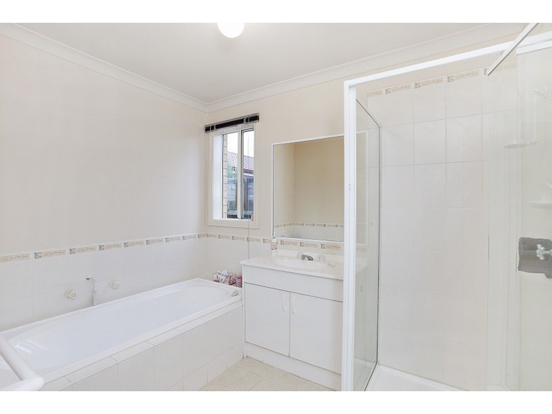 21 Grice Quadrant, Pakenham VIC 3810