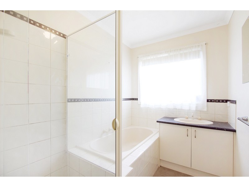 3/21 Pakenham Road, Pakenham VIC 3810