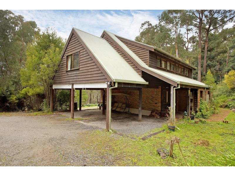 414 Mt Eirene Road, Gembrook VIC 3783