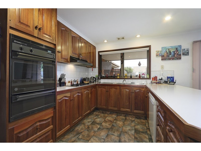 36 Duncan Drive, Pakenham VIC 3810