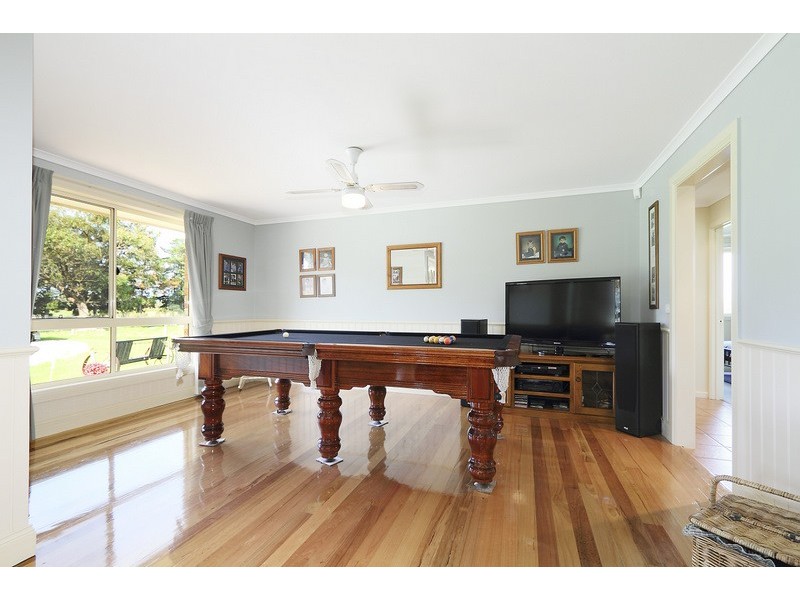 15 Knights Road, Bunyip VIC 3815