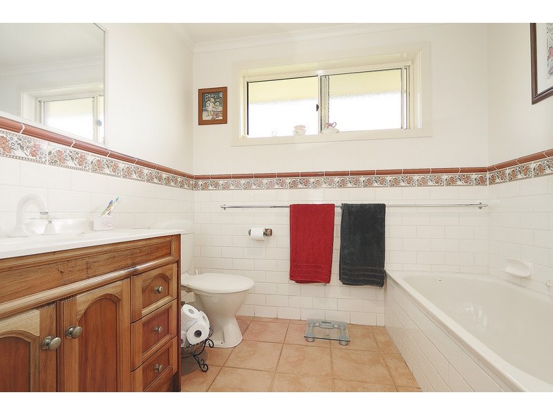 15 Knights Road, Bunyip VIC 3815