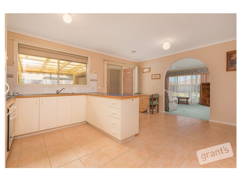 20 Grevillea Place, Pakenham VIC 3810