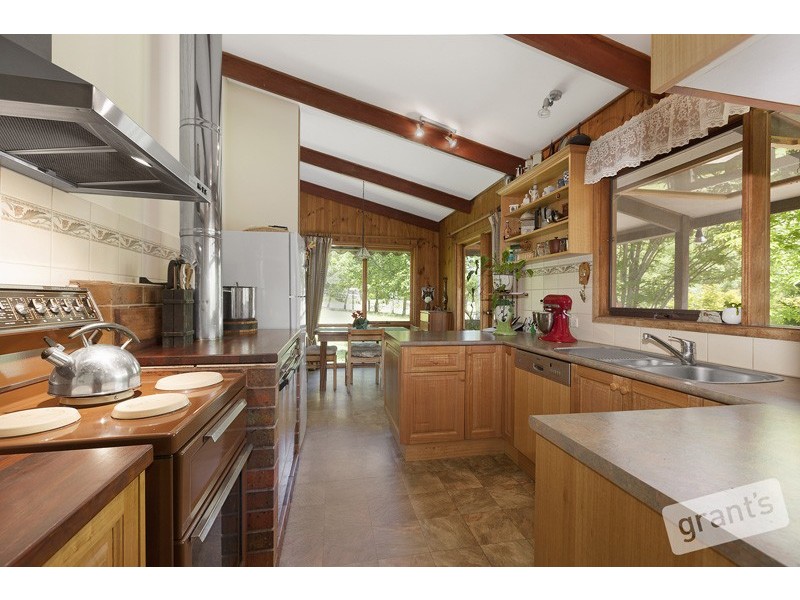 590 Gembrook Road, Pakenham Upper VIC 3810