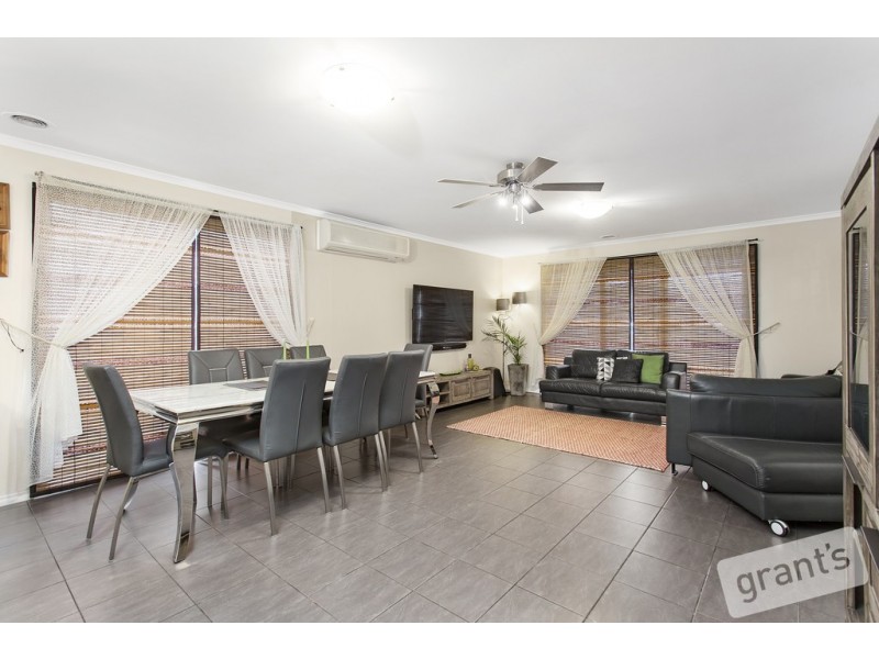 29 Grand Central Boulevard, Pakenham VIC 3810
