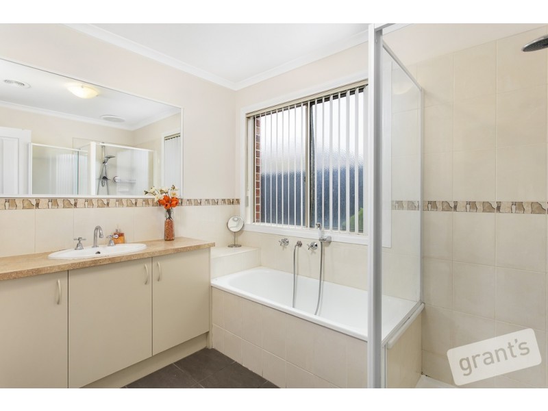 29 Grand Central Boulevard, Pakenham VIC 3810