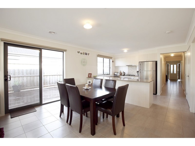 18 Marquis Court, Pakenham VIC 3810