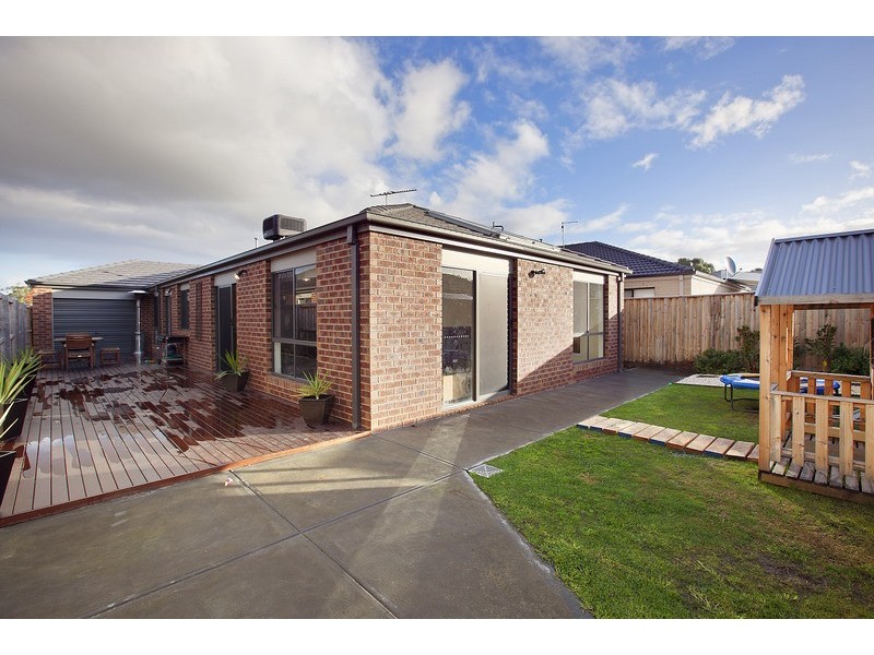 18 Marquis Court, Pakenham VIC 3810