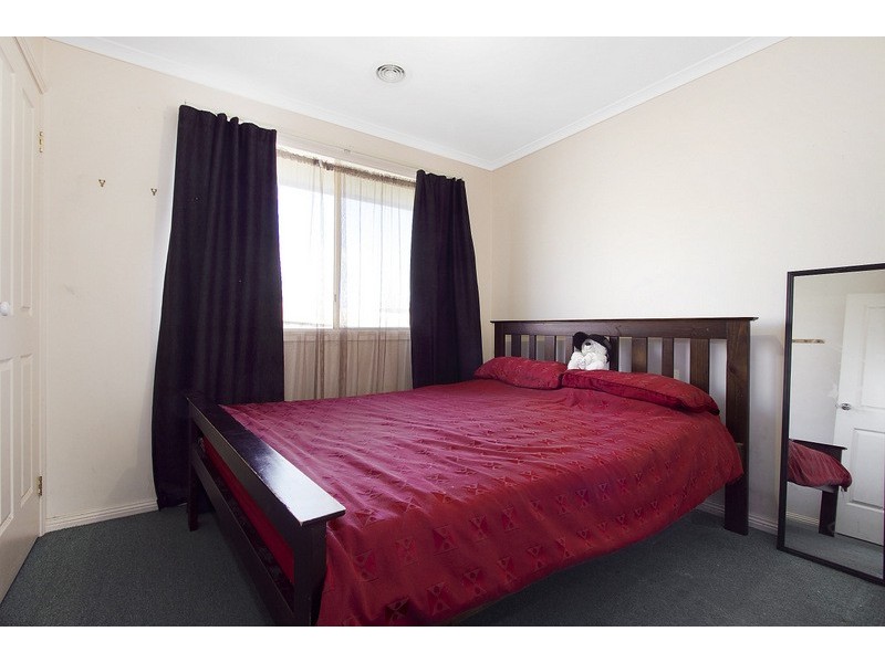 18 Grevillea Place, Pakenham VIC 3810