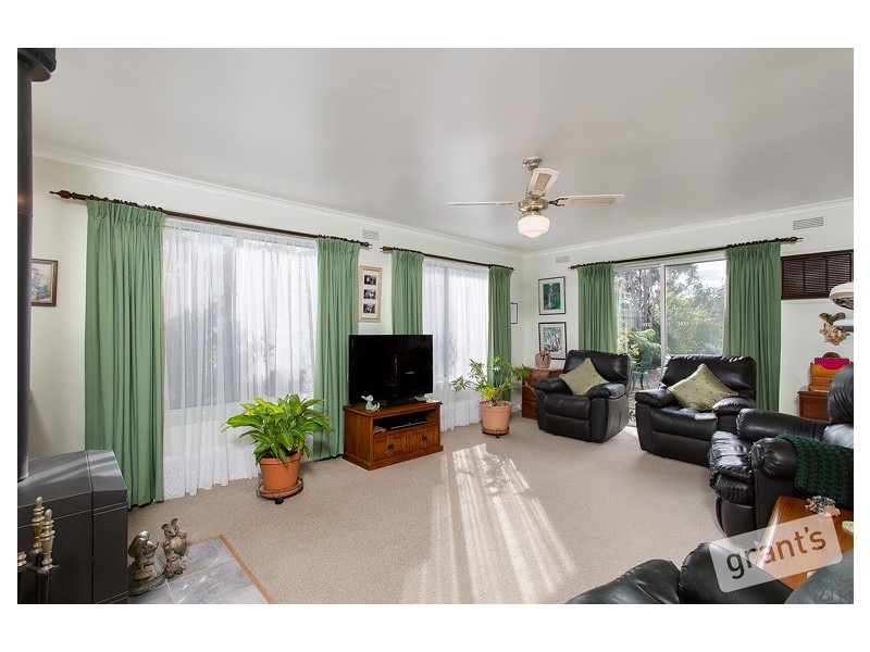 43 Henry Street, Pakenham VIC 3810