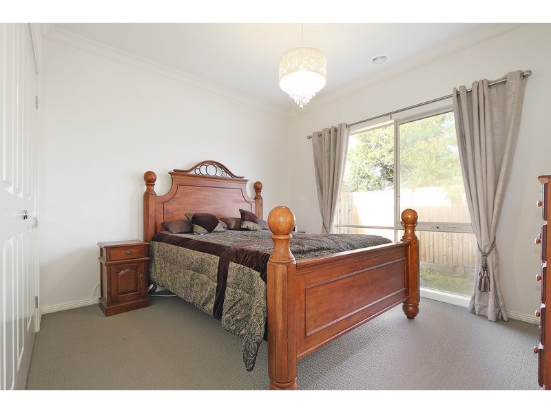 3/35  Princes Hwy, Pakenham VIC 3810