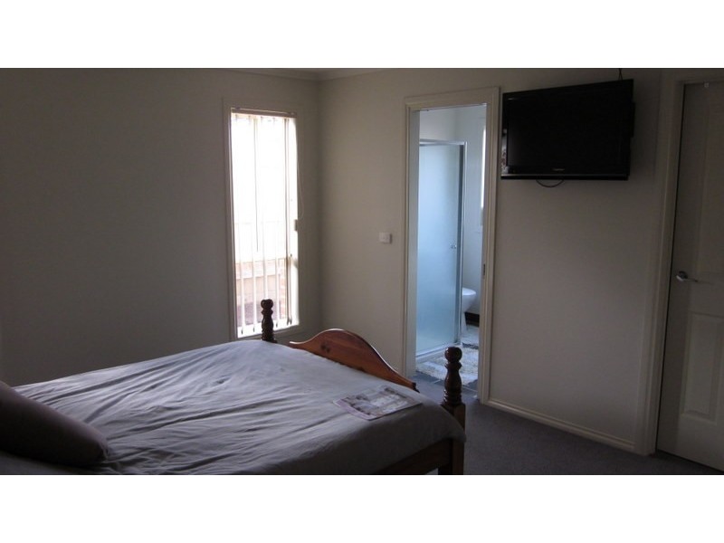 33B Pomegranate Way, Pakenham VIC 3810