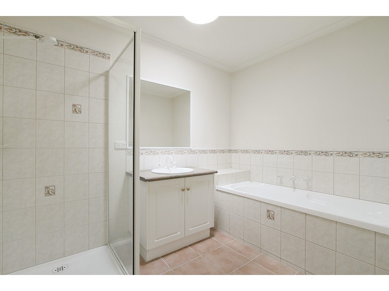 1/47 Howey Road, Pakenham VIC 3810