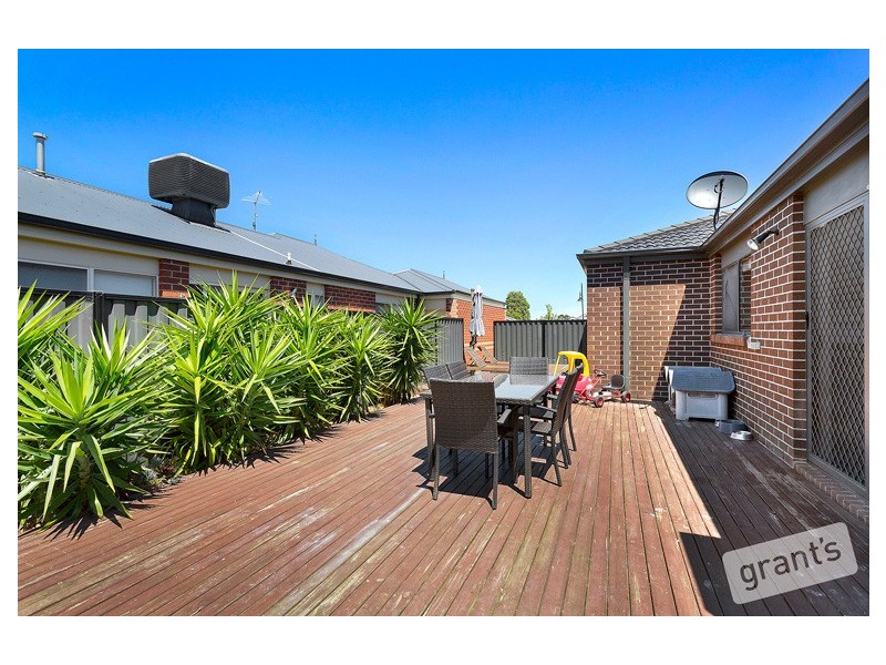 11 Windermere Boulevard, Pakenham VIC 3810
